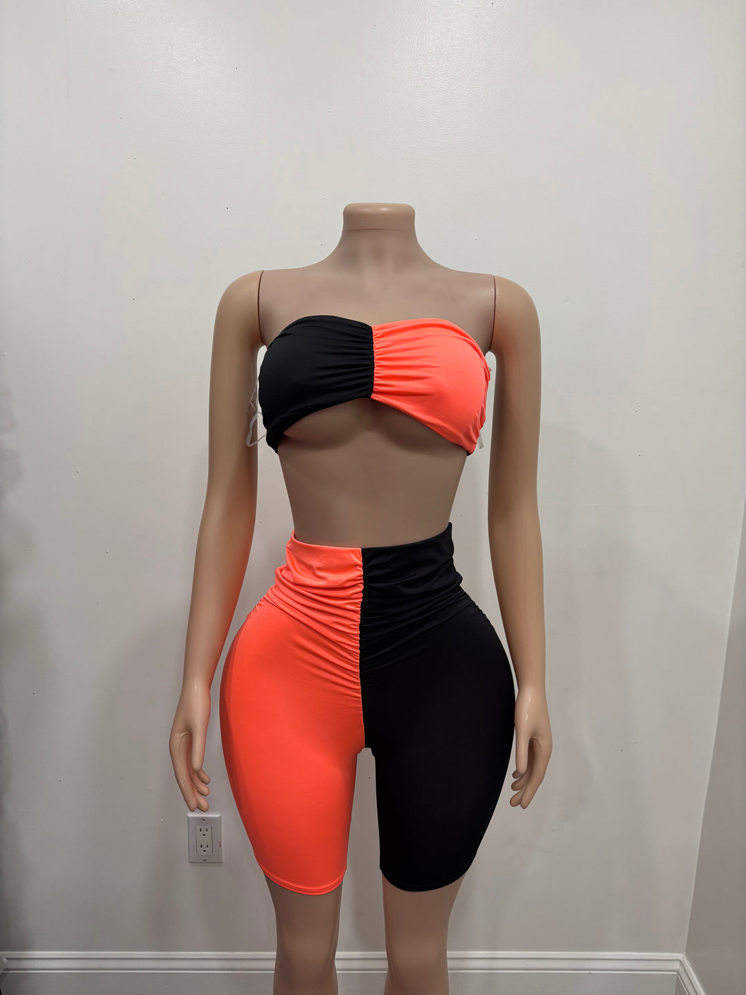 SHORTS SET