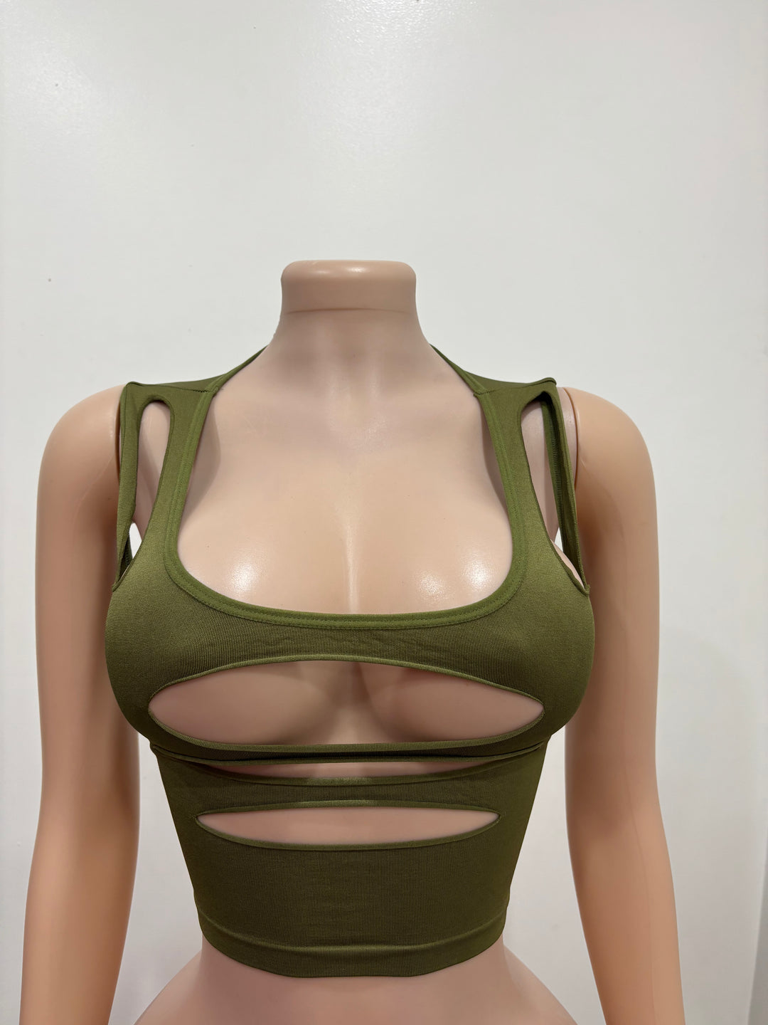 GREEN TOP